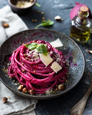 Rote‑Bete‑Pesto‑Pasta