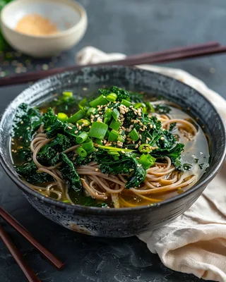 Soba-Bowl mit Grünkohl
